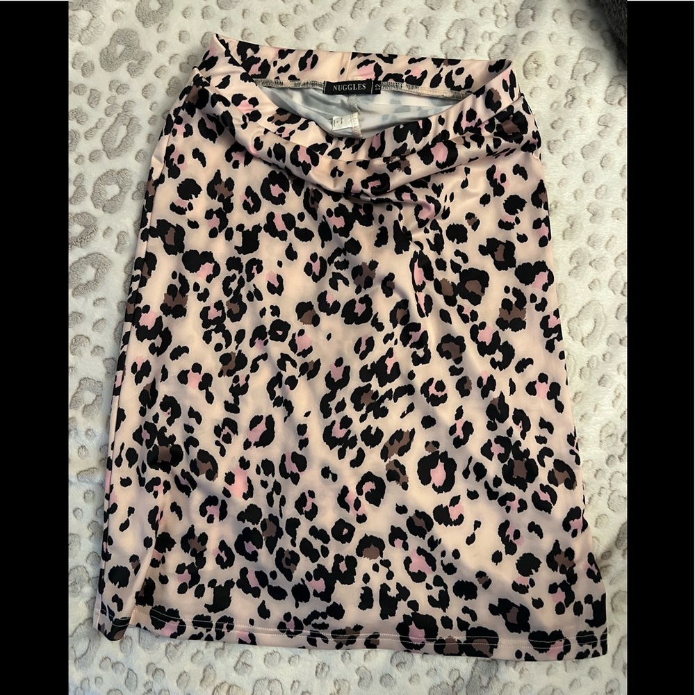 SOLD••NWOT*NUGGLES* Girls Swim Skirt - Picture 1 of 1
